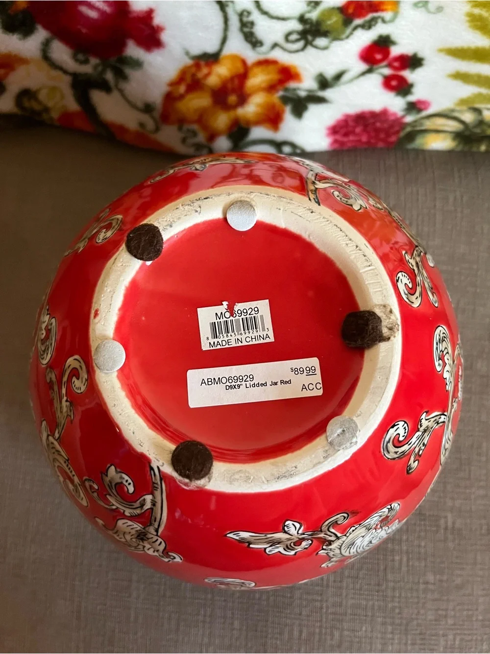 Red Decorative China Ceramic Vase Set - Elegant Scroll Motif